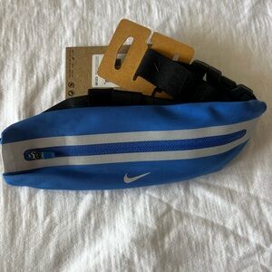 Nike Fanny pack, new with tags